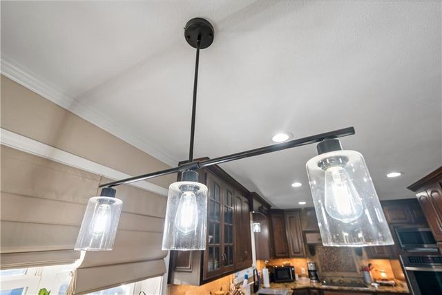 1700 Cedar Ridge Road, Parsons, KS 67357