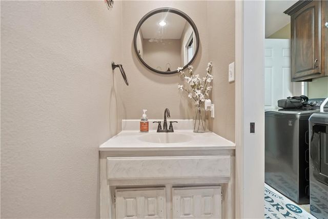 1700 Cedar Ridge Road, Parsons, KS 67357