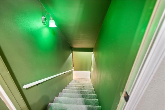 1700 Cedar Ridge Road, Parsons, KS 67357