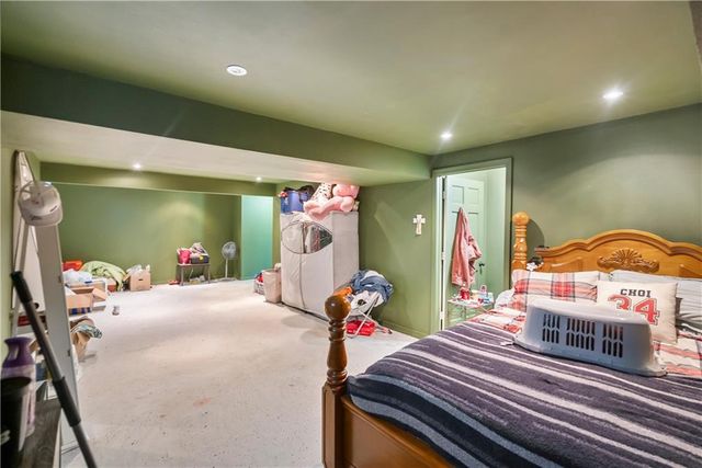 1700 Cedar Ridge Road, Parsons, KS 67357