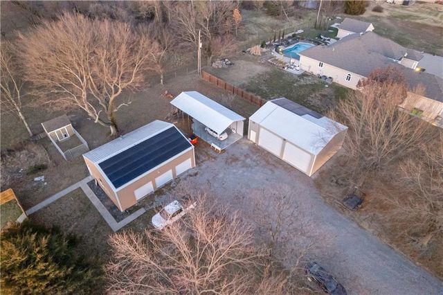 1700 Cedar Ridge Road, Parsons, KS 67357