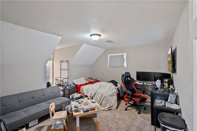 1700 Cedar Ridge Road, Parsons, KS 67357