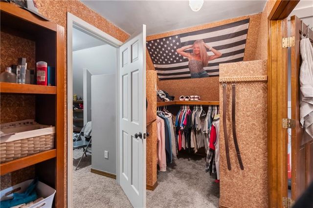 1700 Cedar Ridge Road, Parsons, KS 67357