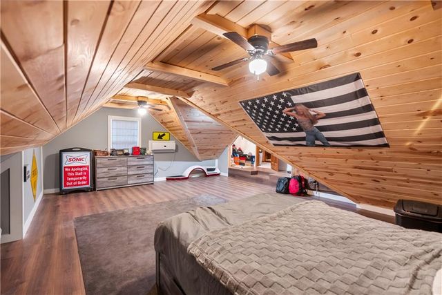 1700 Cedar Ridge Road, Parsons, KS 67357