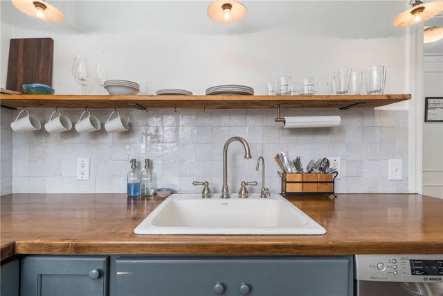 36 Kay Street 3, Newport, RI 02840