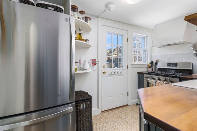 36 Kay Street 3, Newport, RI 02840