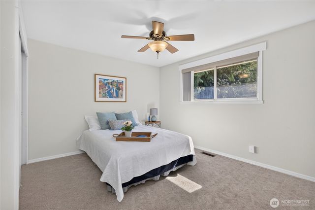 6 156th Place SW, Bothell, WA 98012