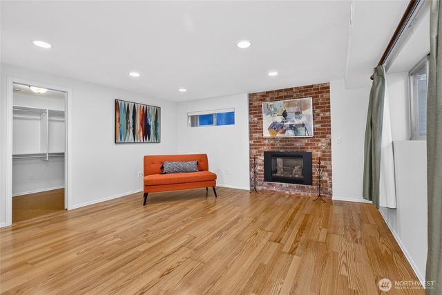 6 156th Place SW, Bothell, WA 98012