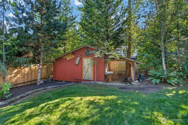 6 156th Place SW, Bothell, WA 98012