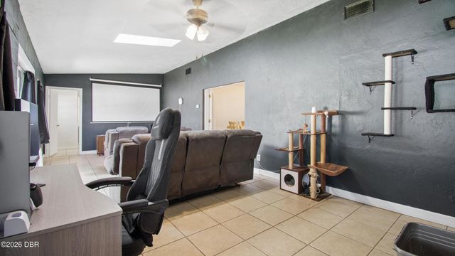 105 Fiesta Circle, Ormond Beach, FL 32174