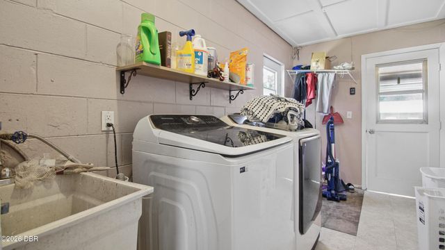 105 Fiesta Circle, Ormond Beach, FL 32174