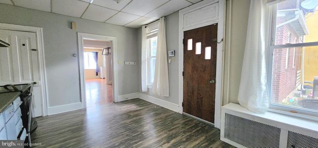 705 W RACE ST, Pottsville, PA 17901