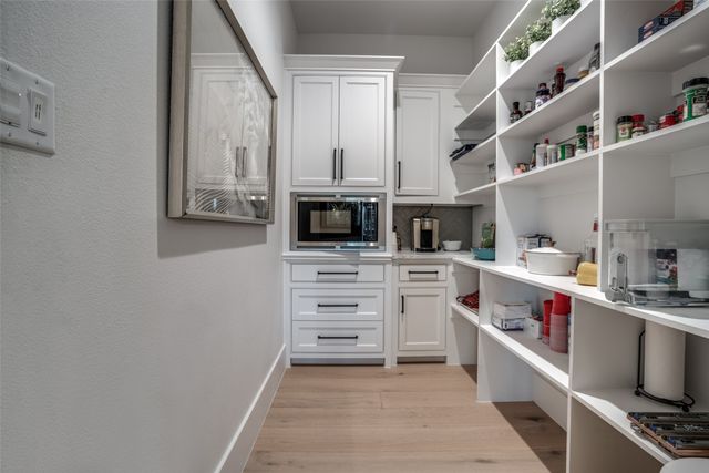 365 Crosswood Creek Court, Celina, TX 75009