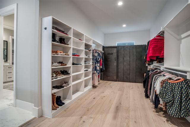 365 Crosswood Creek Court, Celina, TX 75009