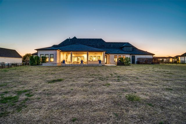 365 Crosswood Creek Court, Celina, TX 75009