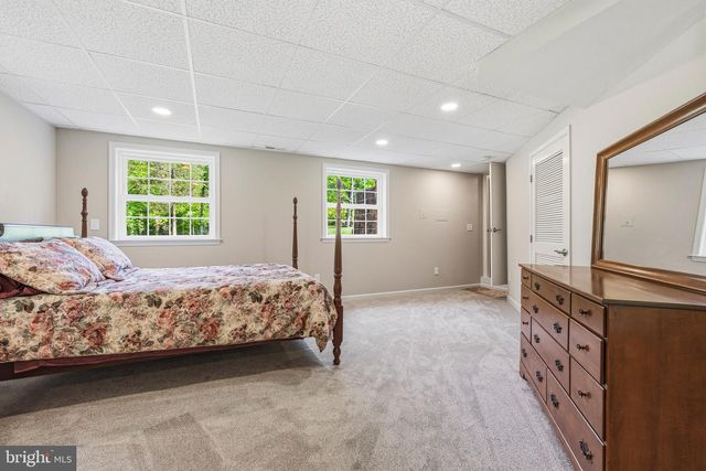 9045 FORESTVIEW DR, Manassas, VA 20112