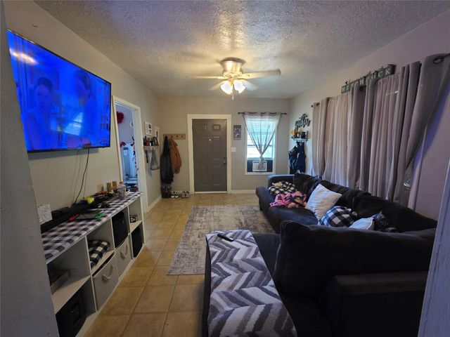 101-A Elm Street, Daisetta, TX 77327