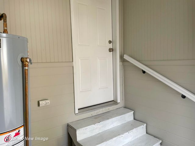 131 S Melze Street, Merrill, MI 48637