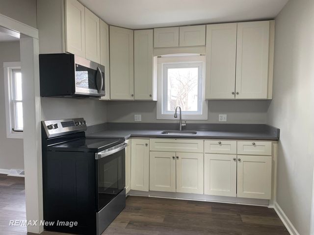 131 S Melze Street, Merrill, MI 48637