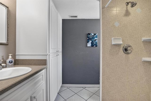 607 N MERRIN STREET, Plant City, FL 33563