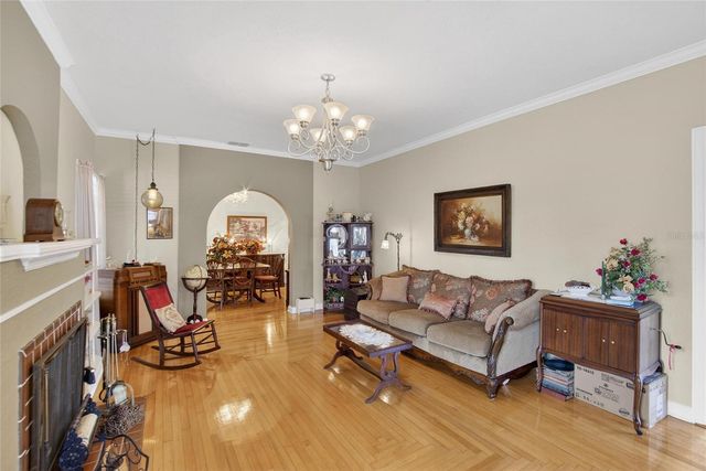 607 N MERRIN STREET, Plant City, FL 33563