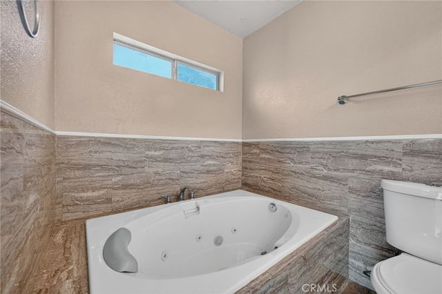 5157 Arlington Avenue, Los Angeles, CA 90043