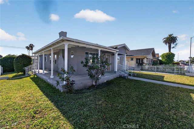 5157 Arlington Avenue, Los Angeles, CA 90043