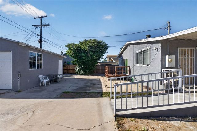 5157 Arlington Avenue, Los Angeles, CA 90043