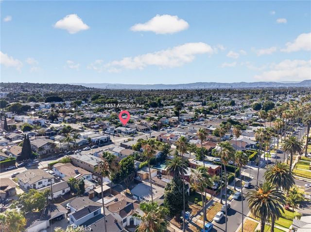 5157 Arlington Avenue, Los Angeles, CA 90043