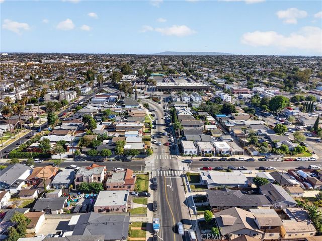 5157 Arlington Avenue, Los Angeles, CA 90043