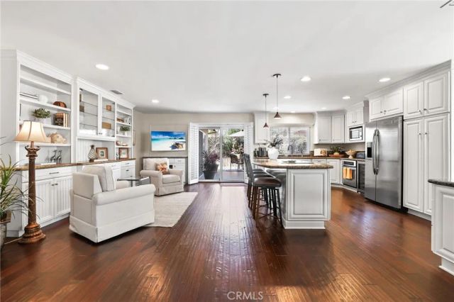 4244 Elder Ave, Seal Beach, CA 90740