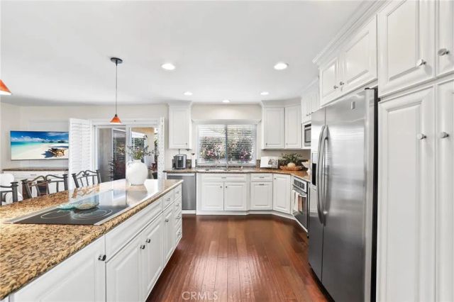 4244 Elder Ave, Seal Beach, CA 90740