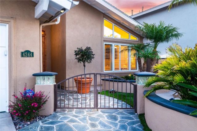 4244 Elder Ave, Seal Beach, CA 90740