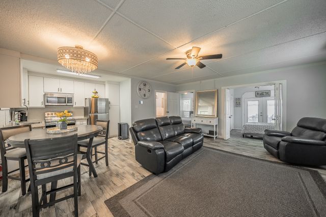 14064 Rucker Street, Azle, TX 76020