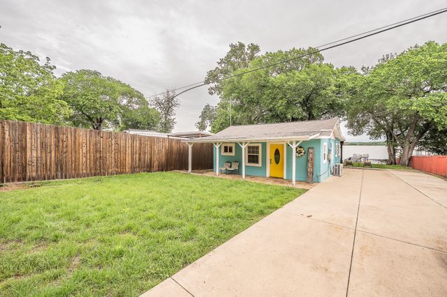 14064 Rucker Street, Azle, TX 76020