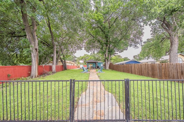 14064 Rucker Street, Azle, TX 76020