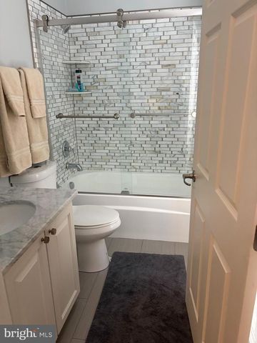 214 BOWEN CT, Annapolis, MD 21401