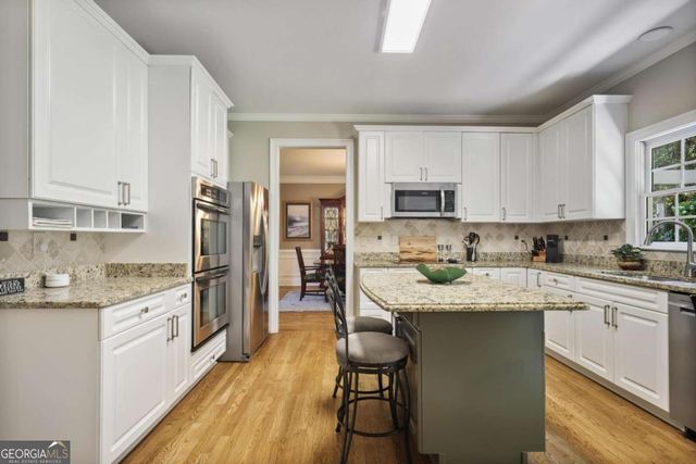 1030 Knoll Terrace, Roswell, GA 30075