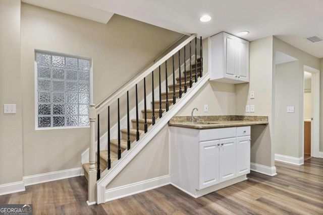 1030 Knoll Terrace, Roswell, GA 30075