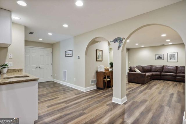 1030 Knoll Terrace, Roswell, GA 30075
