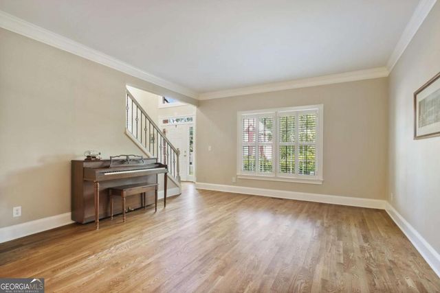 1030 Knoll Terrace, Roswell, GA 30075