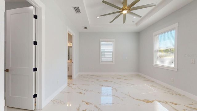 4018 W ARCH STREET, Tampa, FL 33607