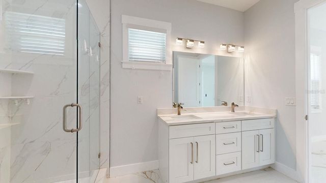 4018 W ARCH STREET, Tampa, FL 33607