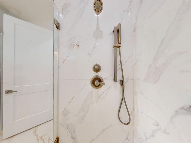 4018 W ARCH STREET, Tampa, FL 33607