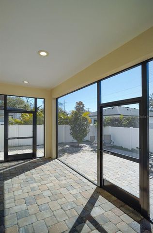 4018 W ARCH STREET, Tampa, FL 33607