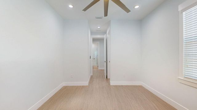 4018 W ARCH STREET, Tampa, FL 33607