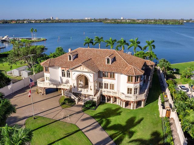 1310 S LAKE SHORE DRIVE, Sarasota, FL 34231