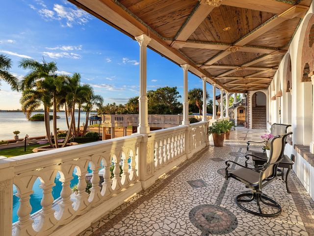 1310 S LAKE SHORE DRIVE, Sarasota, FL 34231