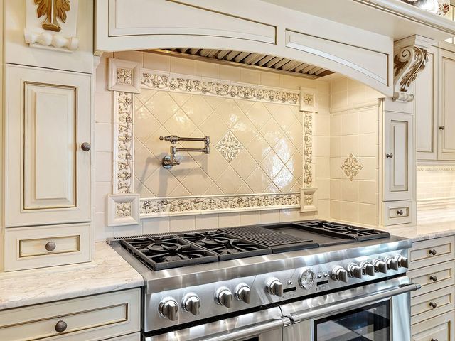 1310 S LAKE SHORE DRIVE, Sarasota, FL 34231