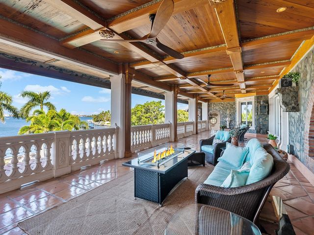 1310 S LAKE SHORE DRIVE, Sarasota, FL 34231